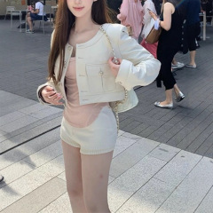 韩女香气/皮白色外套秋季机车风短款PU皮衣夹克