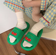 �ɐ��¿����ԡ��ϴ����ЬŮʿ�ļ��Ӽ��҃Ȳ�ʺ��ܛ��EVA����Ь