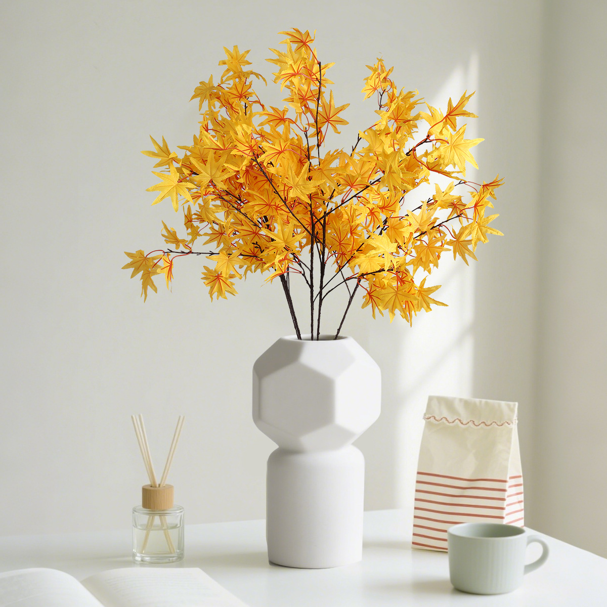 Halloween colgante de otoño imitación de hojas de arce Amazon Decoración de Acción de Gracias colgante de pared imitación de hojas de arce Halloween caña