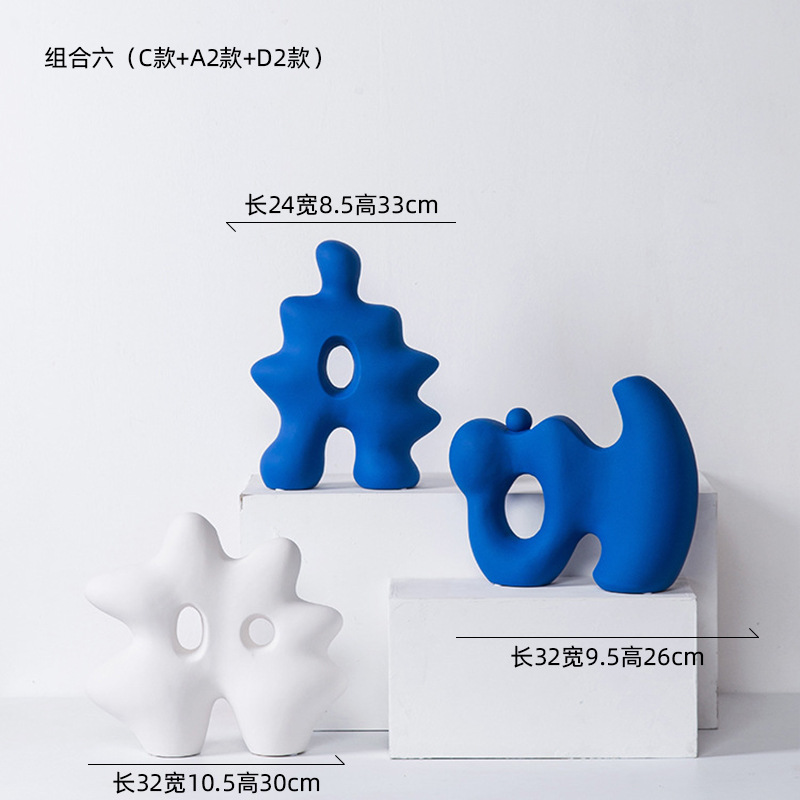 リビングルームの置物は軽くて豪華で高級な雰囲気のお酒棚の装飾品です。