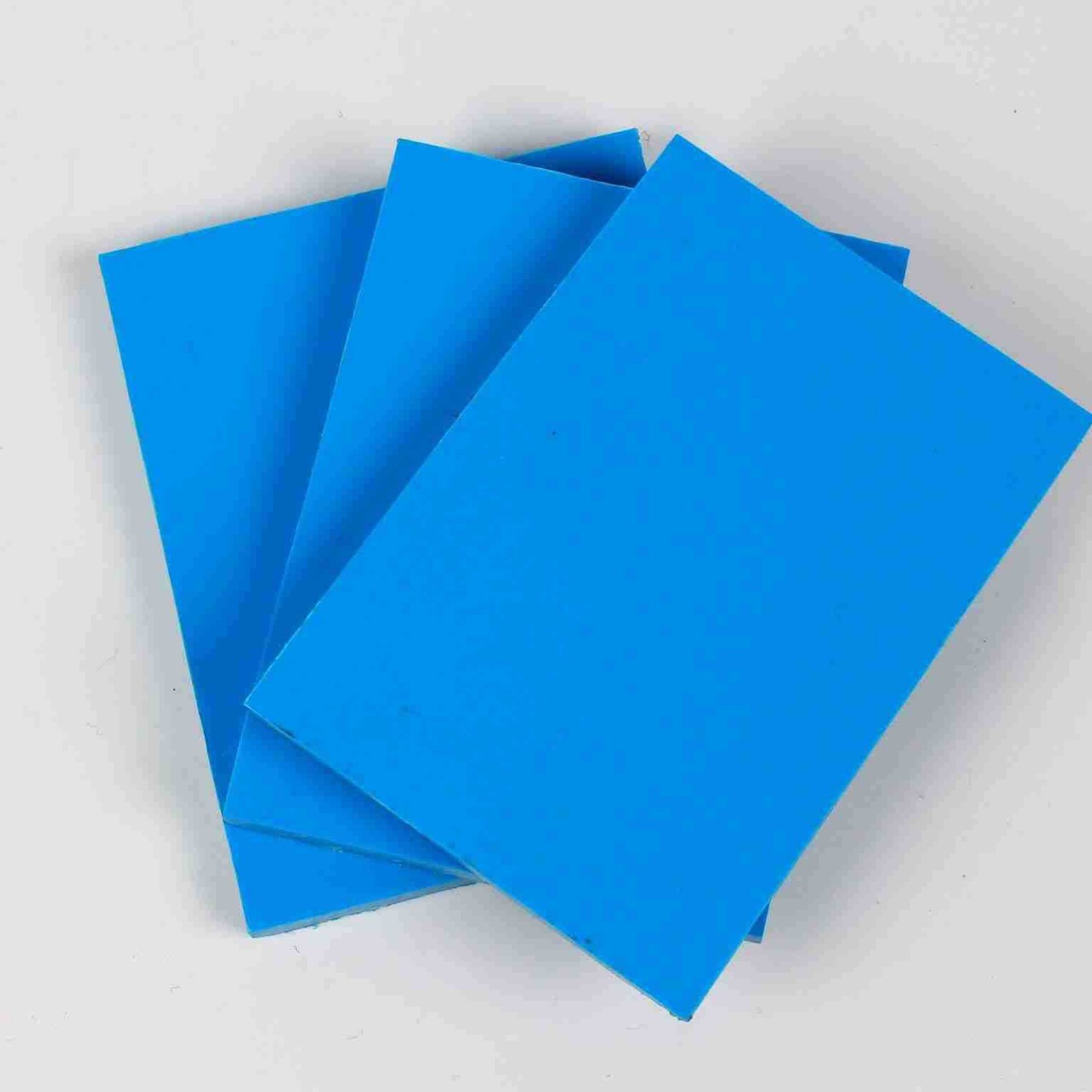 海鲜池专用PVC硬板PVC发泡板蓝色PVC硬板表面光滑亮度高厂家直销