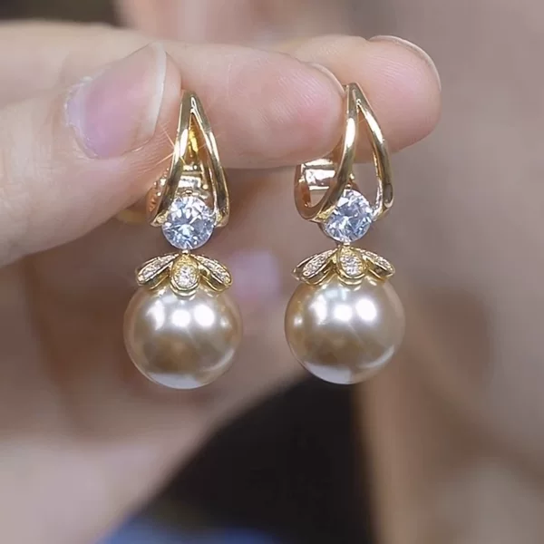 Luxury Elegant Diamond-encrusted Red Pearl Earrings Autumn and Winter Exquisite Elegant Atmospheric All-match Earrings French Earrings