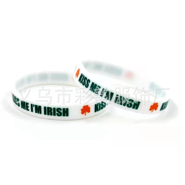 Amazon Irish Day Irish Bracelet Green Clover Bracelet Silicone Couple Bracelet Plastic Set