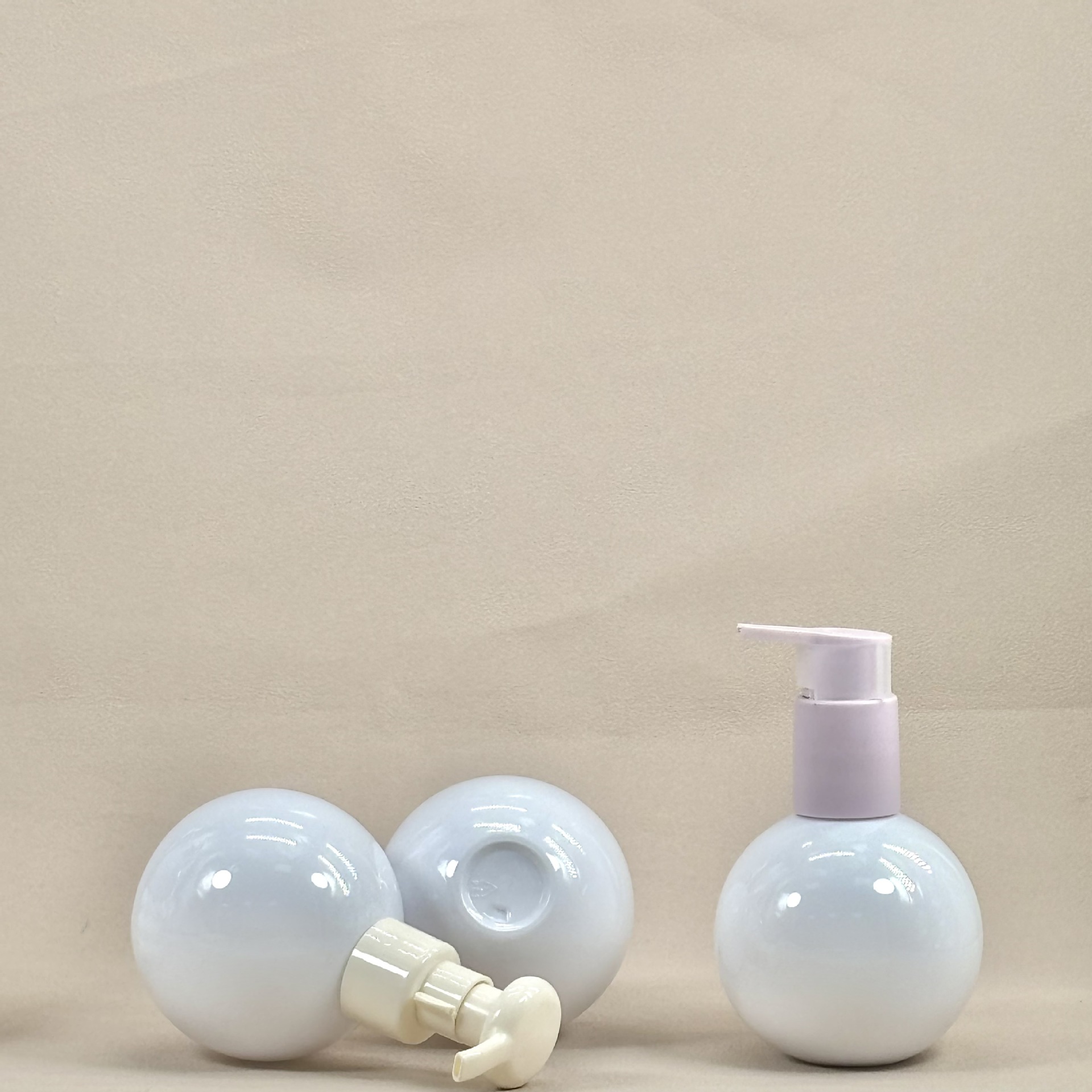 批发 球形瓶120ml 小灯泡粉底液瓶白色葫芦瓶子滴管圆形空瓶精华
