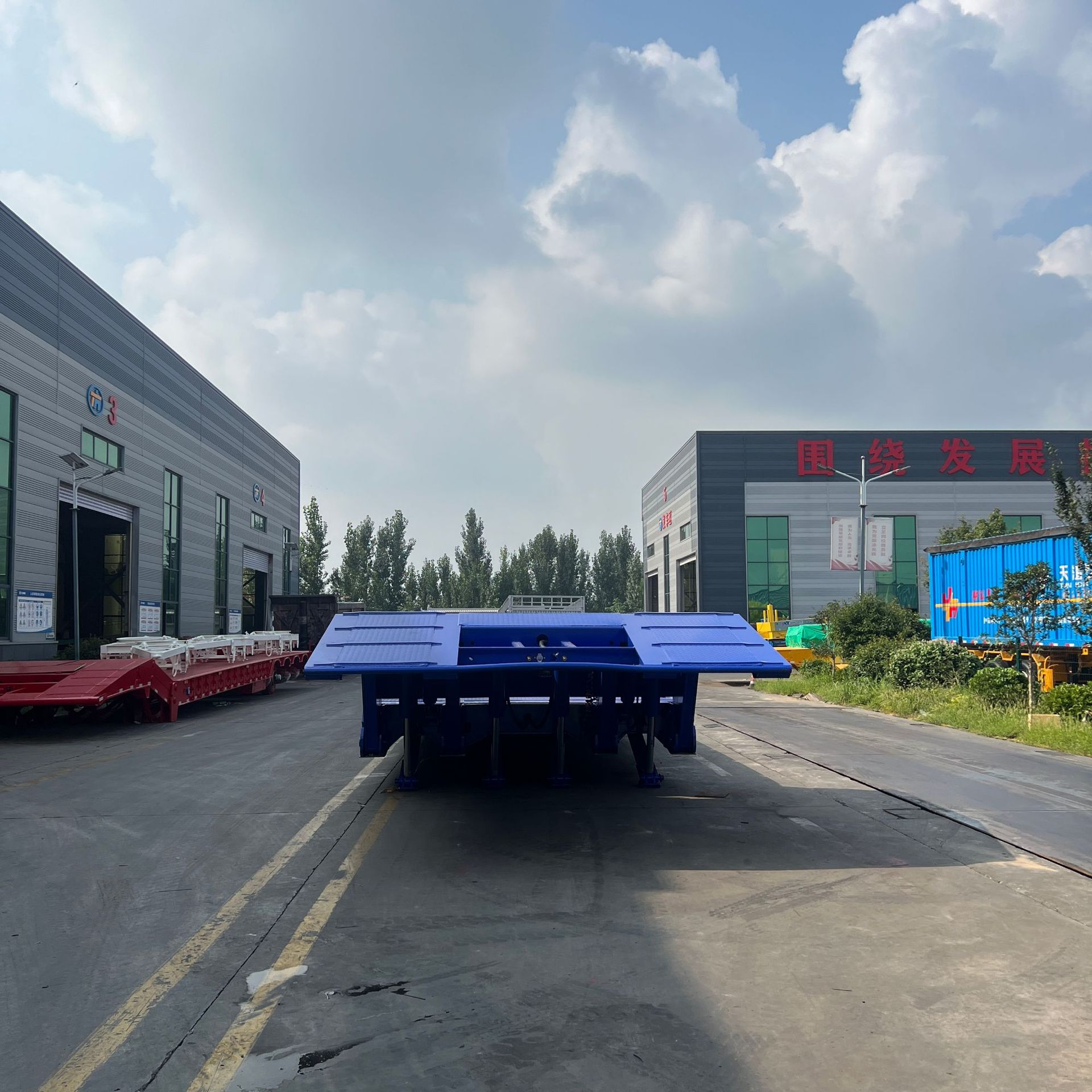 Source Factory Export Wholesale Cross-Border Sales of Large Tow Trailers, Heavy-Duty Folding Goose-Neck Large Item Transport Semi-Trailers