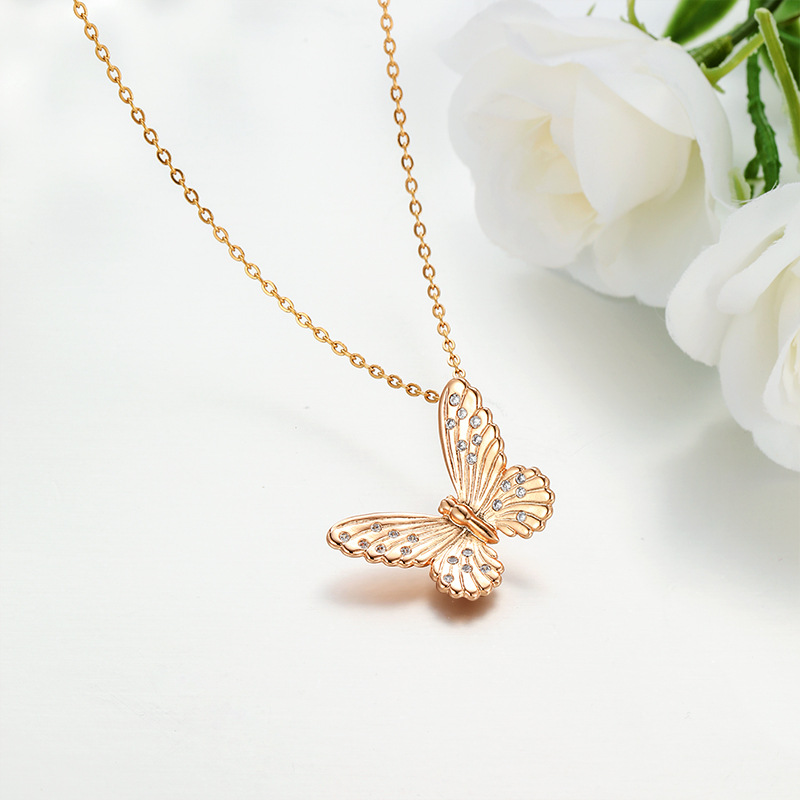 Xuping aleación de cobre galvanizado 18k diseño de nicho simple estilo retro colgante de mariposa