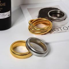 欧米の大げさな金の中古風の弾力性の蛇の鎖は広版の腕輪の女性の新型の大衆の質感の手環をかぶせます。