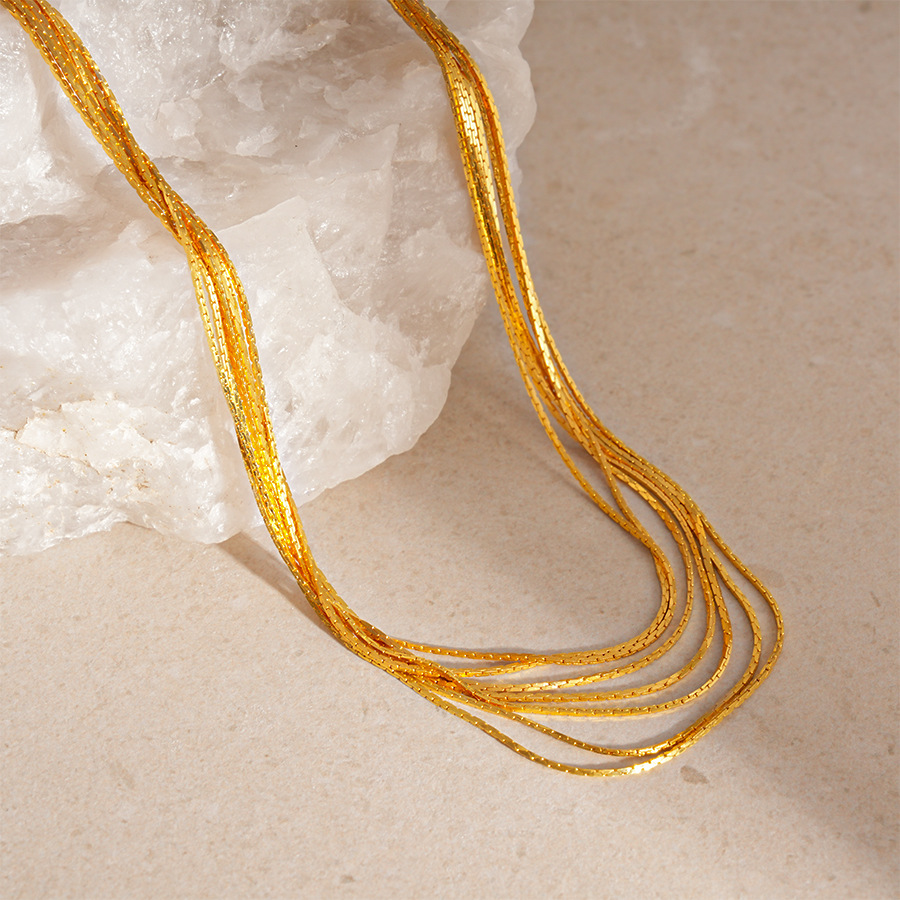 Luxe parelketting met magnetische sluiting voor dames_voghion.com