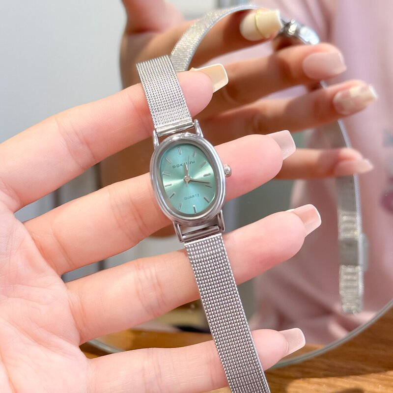 Vintage exquisite watch for female students, compact, simple, light luxury, niche ins-style, pointer-type oval women's watch
