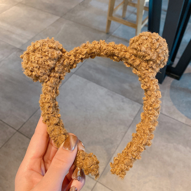 Corea del Sur venden lindas orejas de cabello de cordero de oso de pelo de pelo de pelo de peluche de otoño y invierno broche de pelo de pelo de peluche joyería
