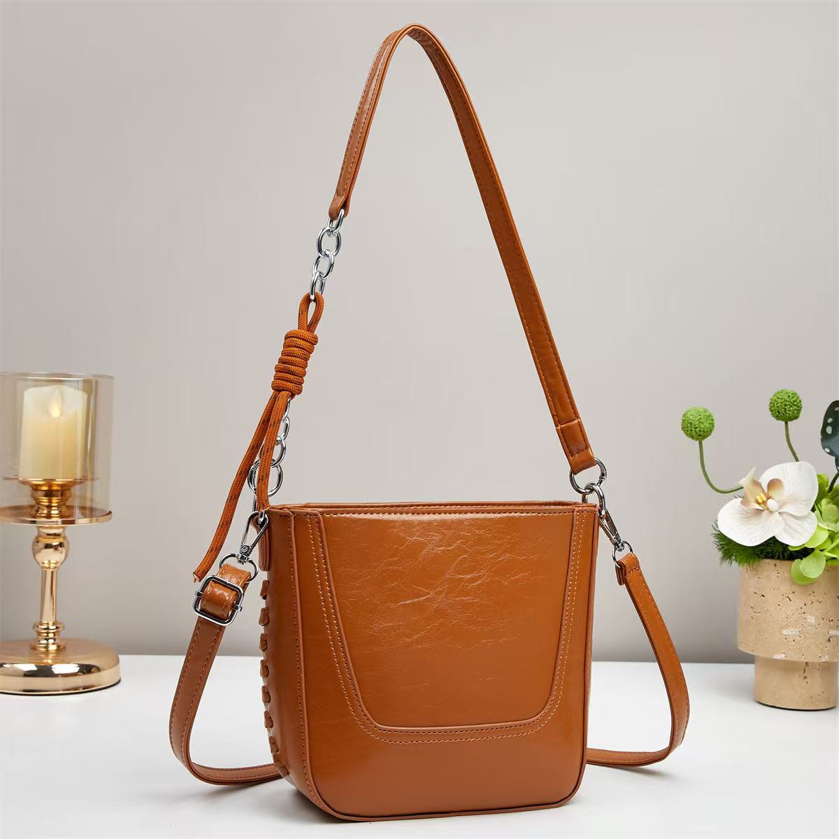 Bolsa de cubo retro para mujeres 2025 nuevo tipo bolso de hombro único bolso de mano casual bolso de transporte cross-border image 7