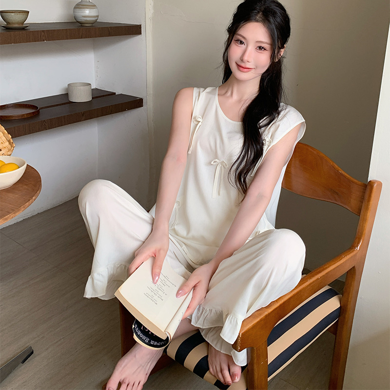New Simple and Comfortable Women's Summer Pajamas, Slimming Ruffled Mid-Sleeve Long Pants, Viscose Loungewear, Thin Two-Piece Set New Simple and Comfortable Women's Summer Pajamas, Slimming Ruffled Mid-Sleeve Long Pants, Viscose Loungewear, Thin Two-Piece Set