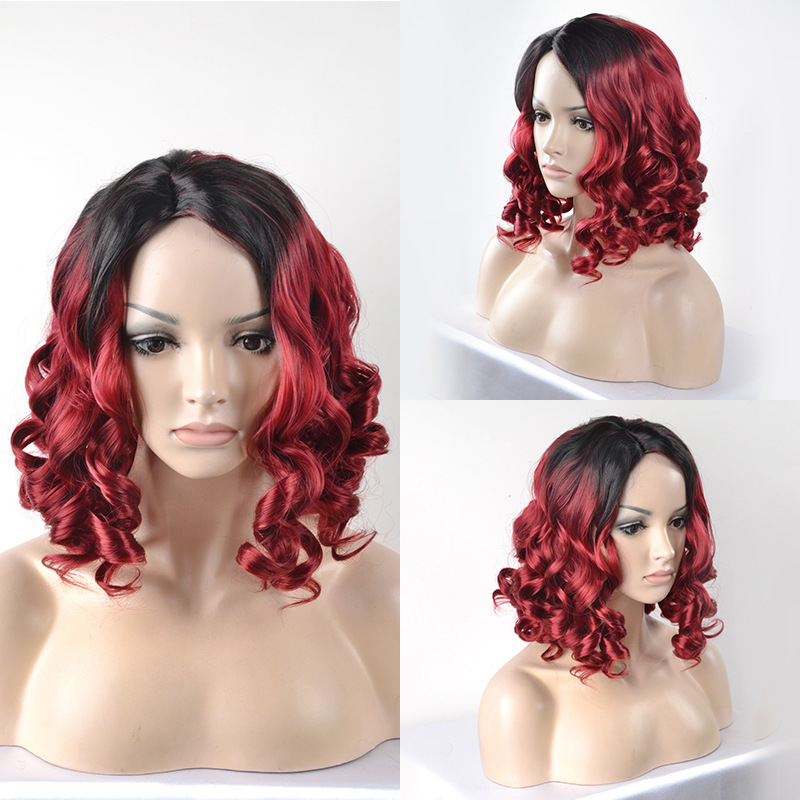 Women's Simple Style Holiday Home High Temperature Wire Centre Parting Short Curly Hair Wigs display picture 1