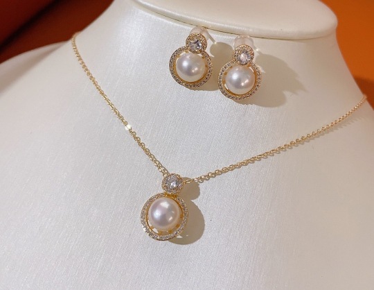 14K Cover with gold leaf freshwater Pearl zircon suit Princess Ear Studs Necklace Anti allergy Accessories