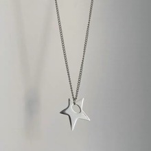小众韩国ins风时髦超酷y2k星星不规则闪耀镂空吊坠五角星项链复古