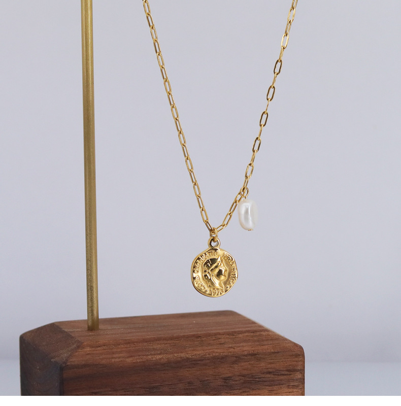 Retro Portrait Titanium Steel Plating Womenu0027S Earrings Necklace