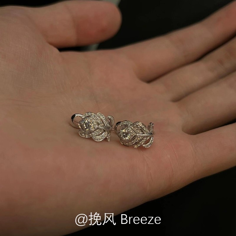 爆闪满钻银色羽毛耳扣灵动精致气质小众高级感耳饰|undefined