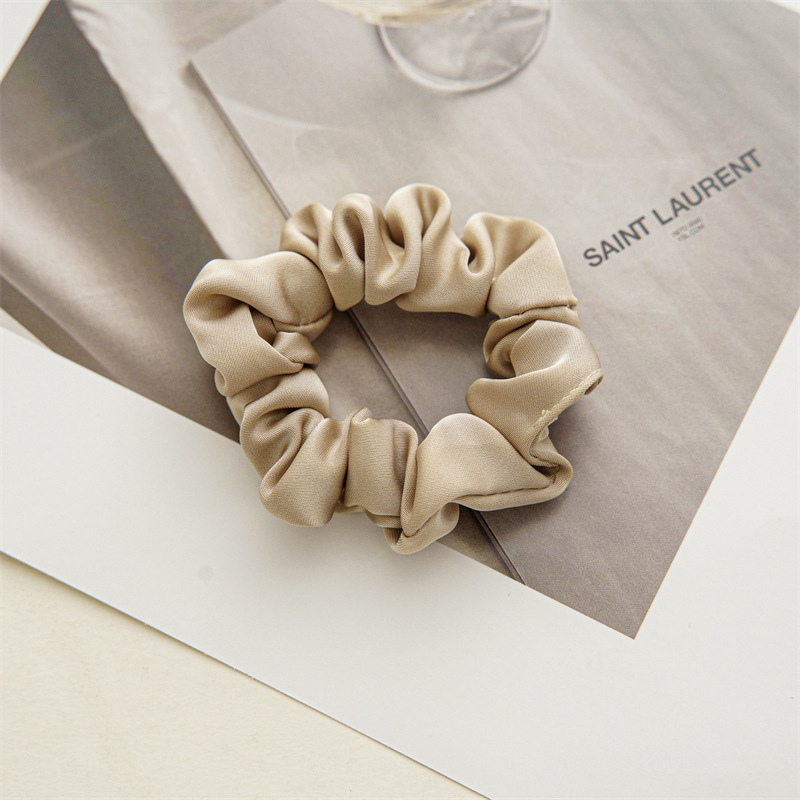 Simple Style Solid Color Satin Handmade Hair Tie display picture 2