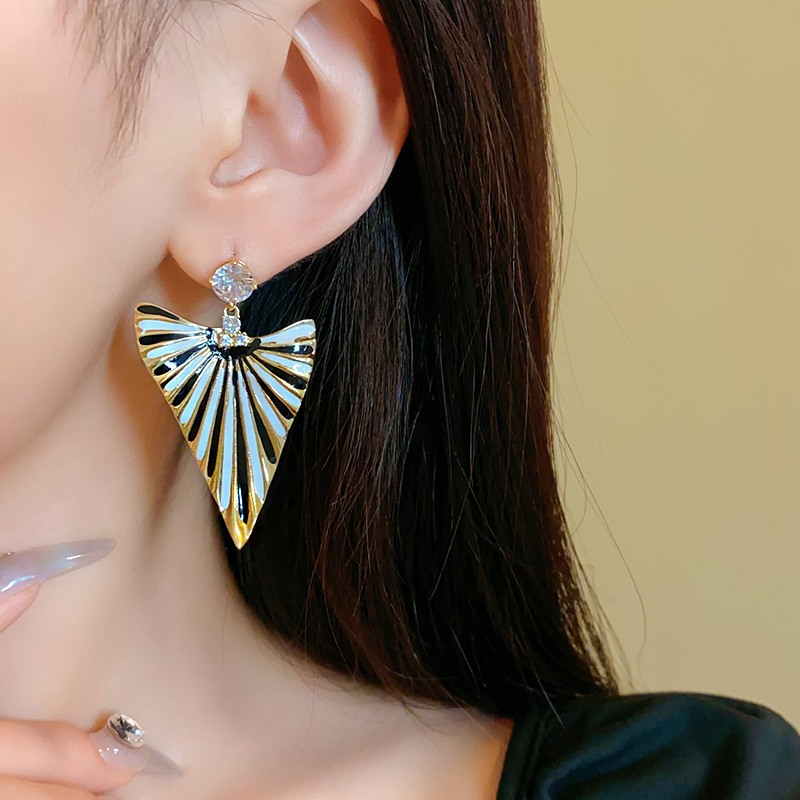 Triangular Stripe Drop Earrings Silver Needle With Zircon Luxury_voghion.com