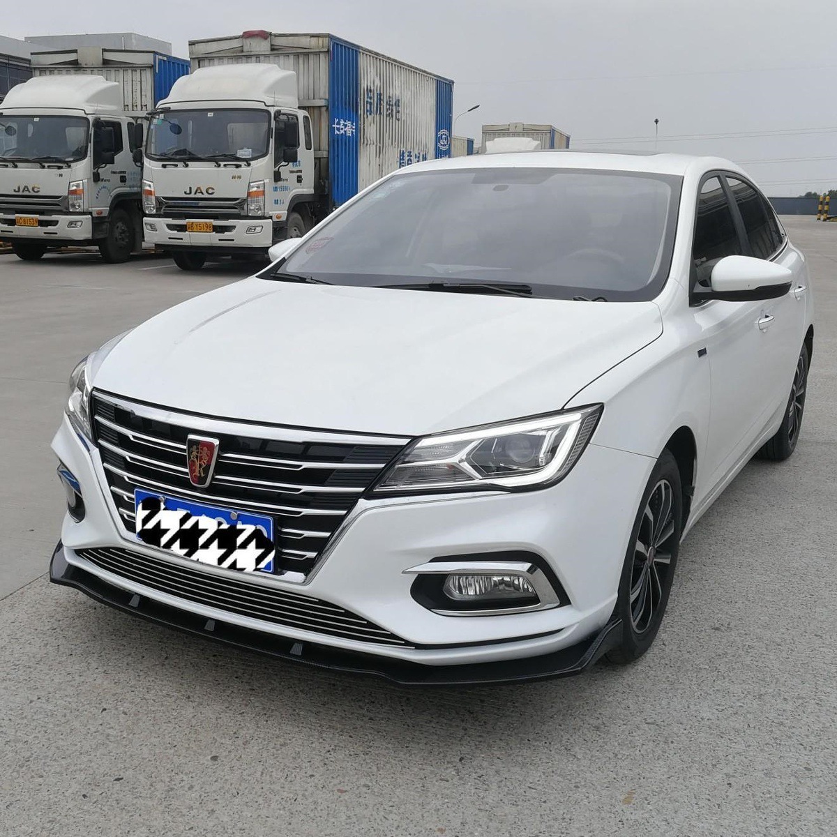 19-20 Roewe I5 Front Shovel Modified Ei5 Front Lip Front Bumper Sports Surround Ei5 Anti-Collision Car Accessories Decoration
