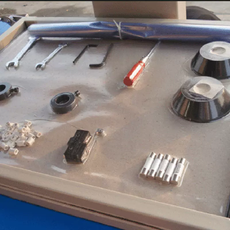 玩具贴体膜  五金配件贴体包装膜  刹车片制品贴体沙林PE膜厂家