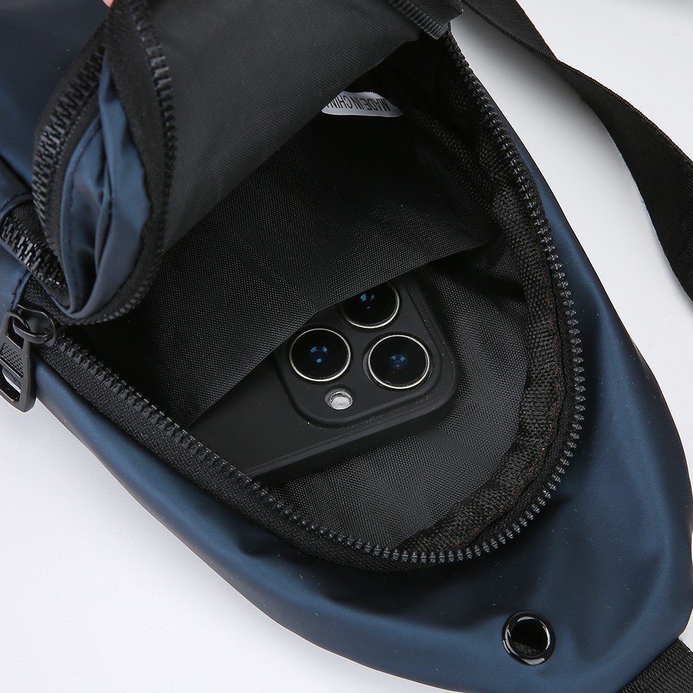 Bolso bandolera de un solo hombro deportivo impermeable de gran capacidad para hombre 2025 primavera mochila de pecho de moda casual simple