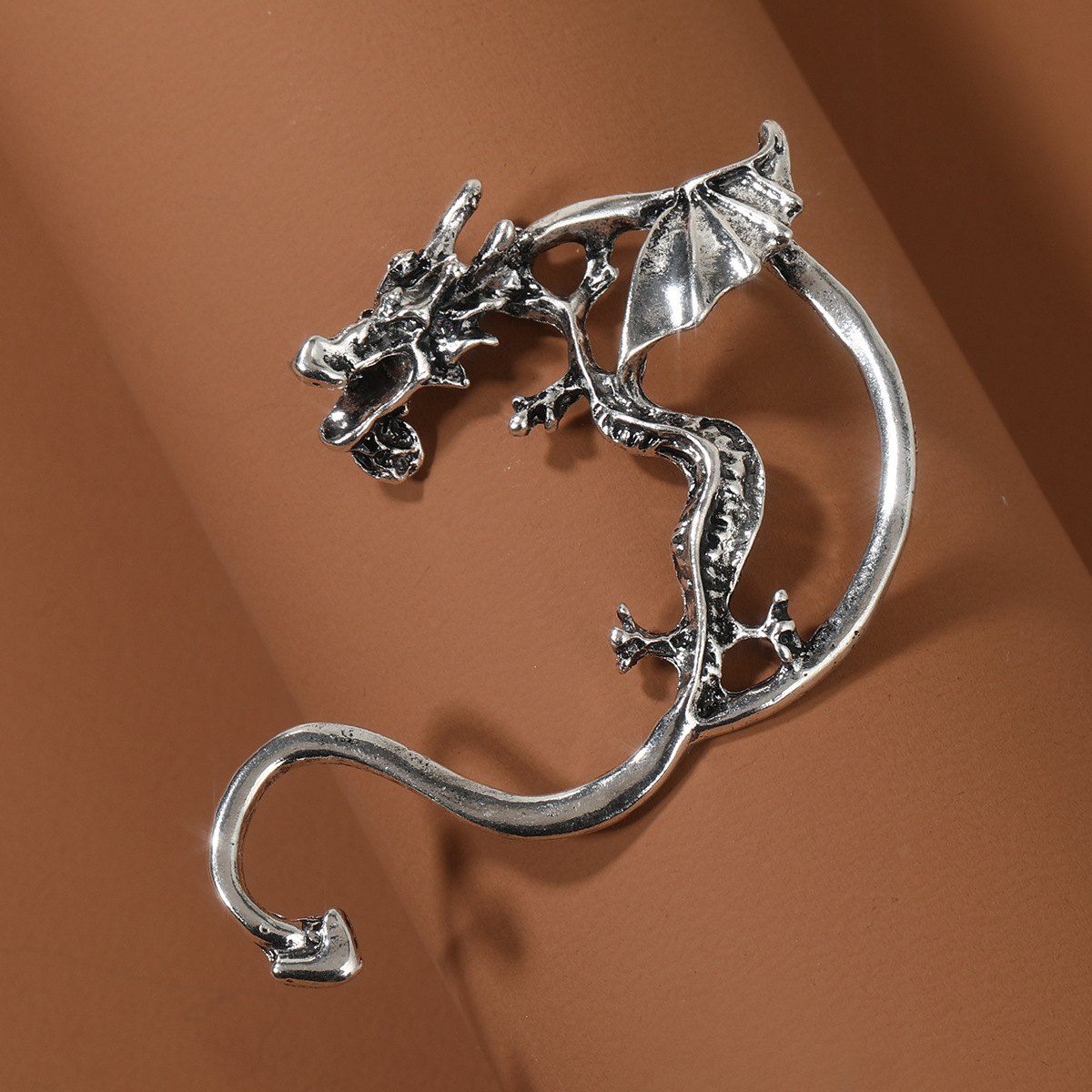 Orecchini gotici retrò con ali da elfo, clip per le orecchie per le donne, stile dark, stile punk, orecchini da diavolo, orecchini a forma di drago, ganci per le orecchie_voghion.com