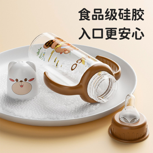New plastic PP straight-body bottle cute with handle anti-bubble spout 240ml baby bottle wholesale children's supplies