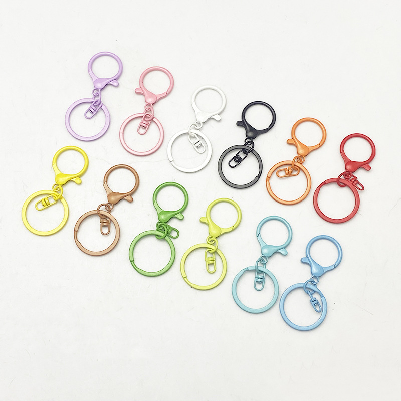 Factory diy paint keychain doll 8-word pendant lobster buckle three-piece set color key ring jewelry accessories