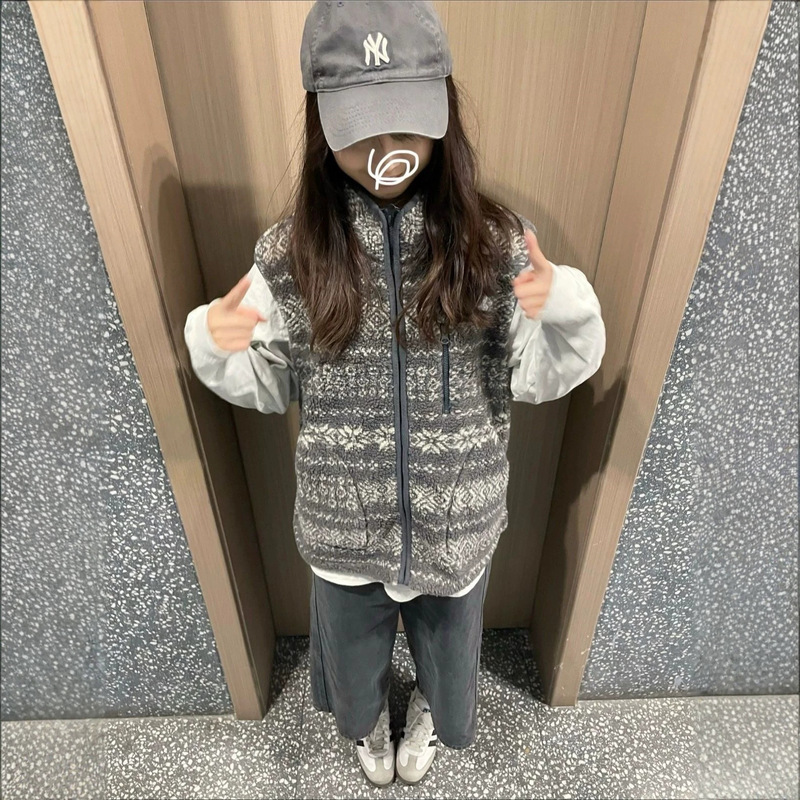 Retro lambswool vest women's 2026 new autumn and winter American retro high-end layered outerwear top