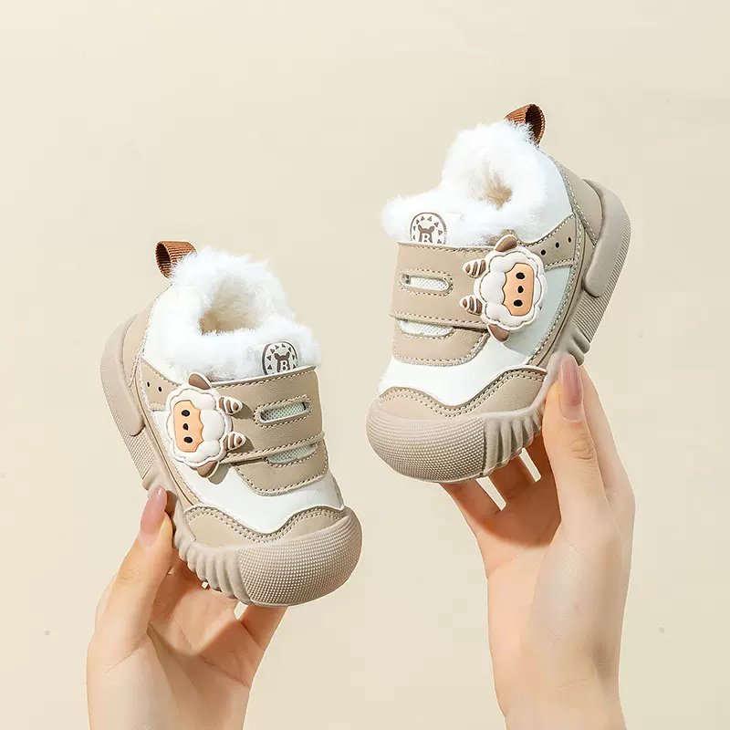冬季新款加绒学步鞋女宝宝软底大棉鞋皮面男孩子防滑耐磨儿童鞋子