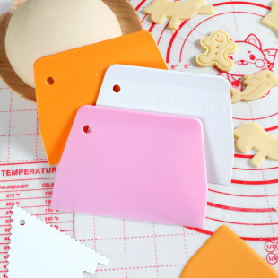 Scraper baking scraper cutter scraper knife noodle knife plastic silicone rice rolls cake pancake food grade noodle scraper