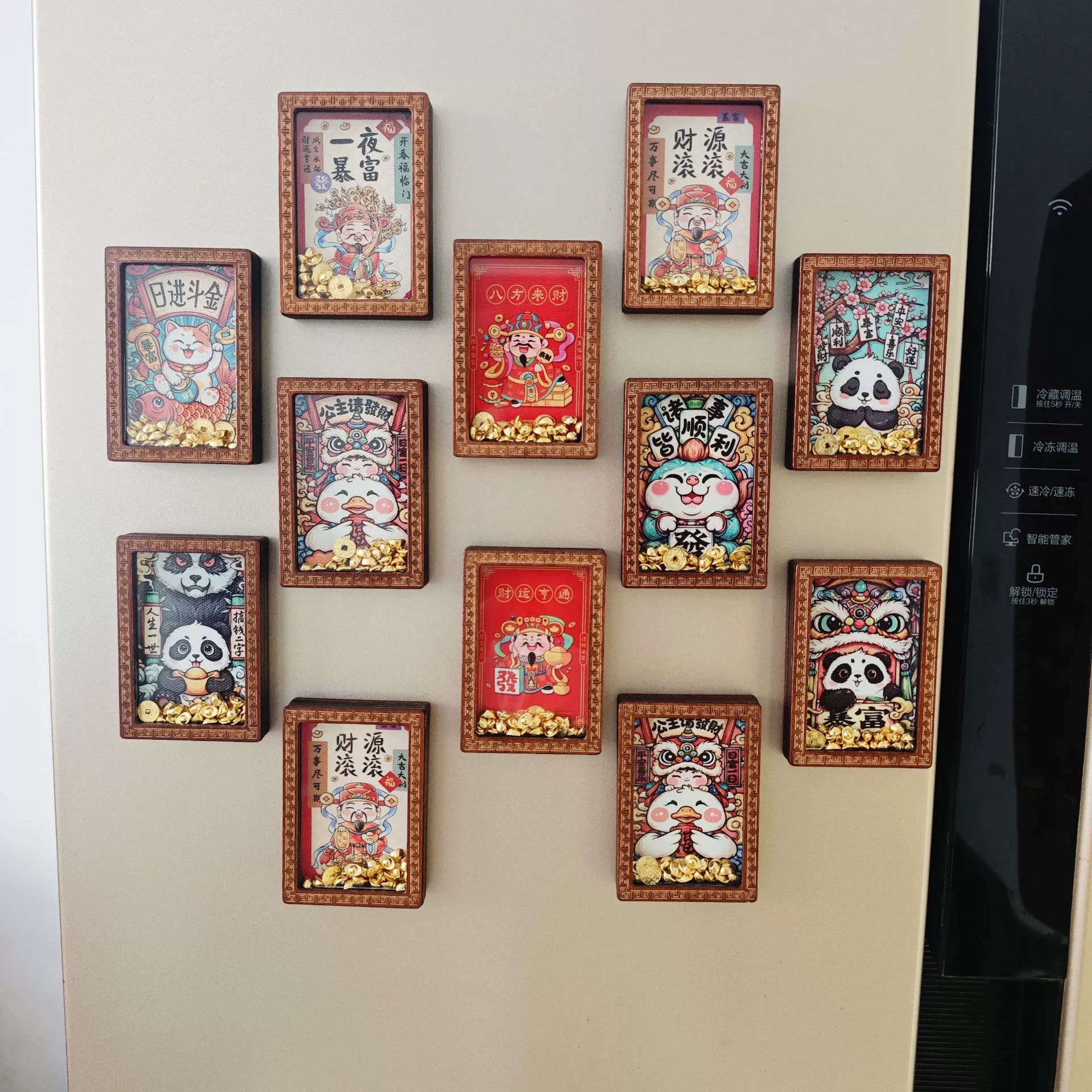 Fridge magnet, copper photo frame, for luck