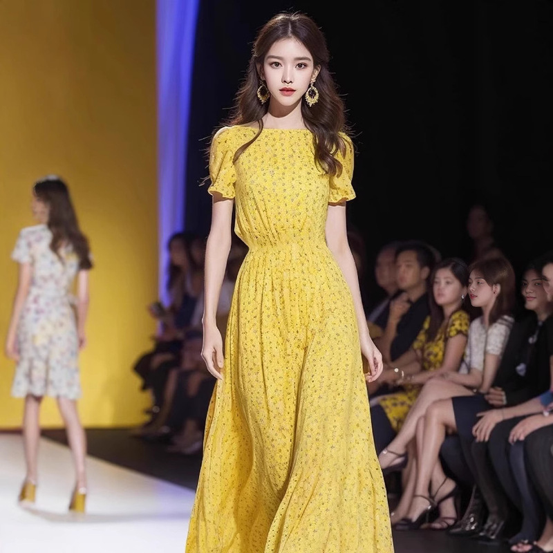 European and American Style Yellow Floral Dress for Women, New Summer French Style, Petite, Stylish, Waist-Cinching, Slimming Long Dress