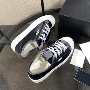 2025С���L�¿�ƽ�׽�z�q�������z��С��ЬŮЬ͸�����e�ٴ��Ь