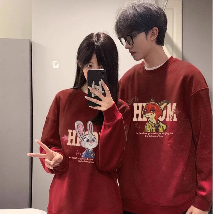 다른 커플 가을 겨울 미친 동물 도시 빨간 하이 엔드 신년 2024 신년 착용