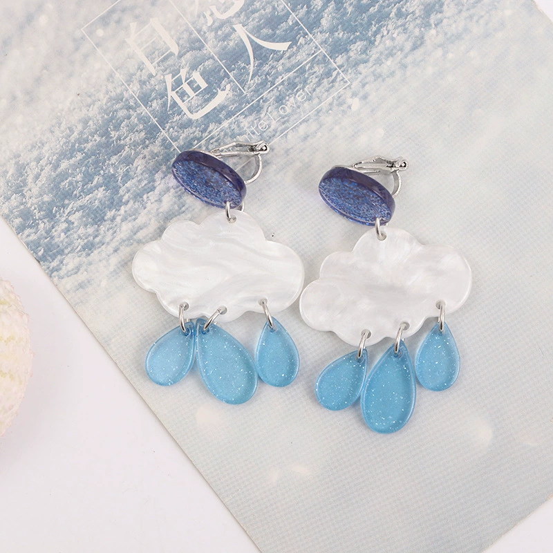 Cute short creative fresh earrings