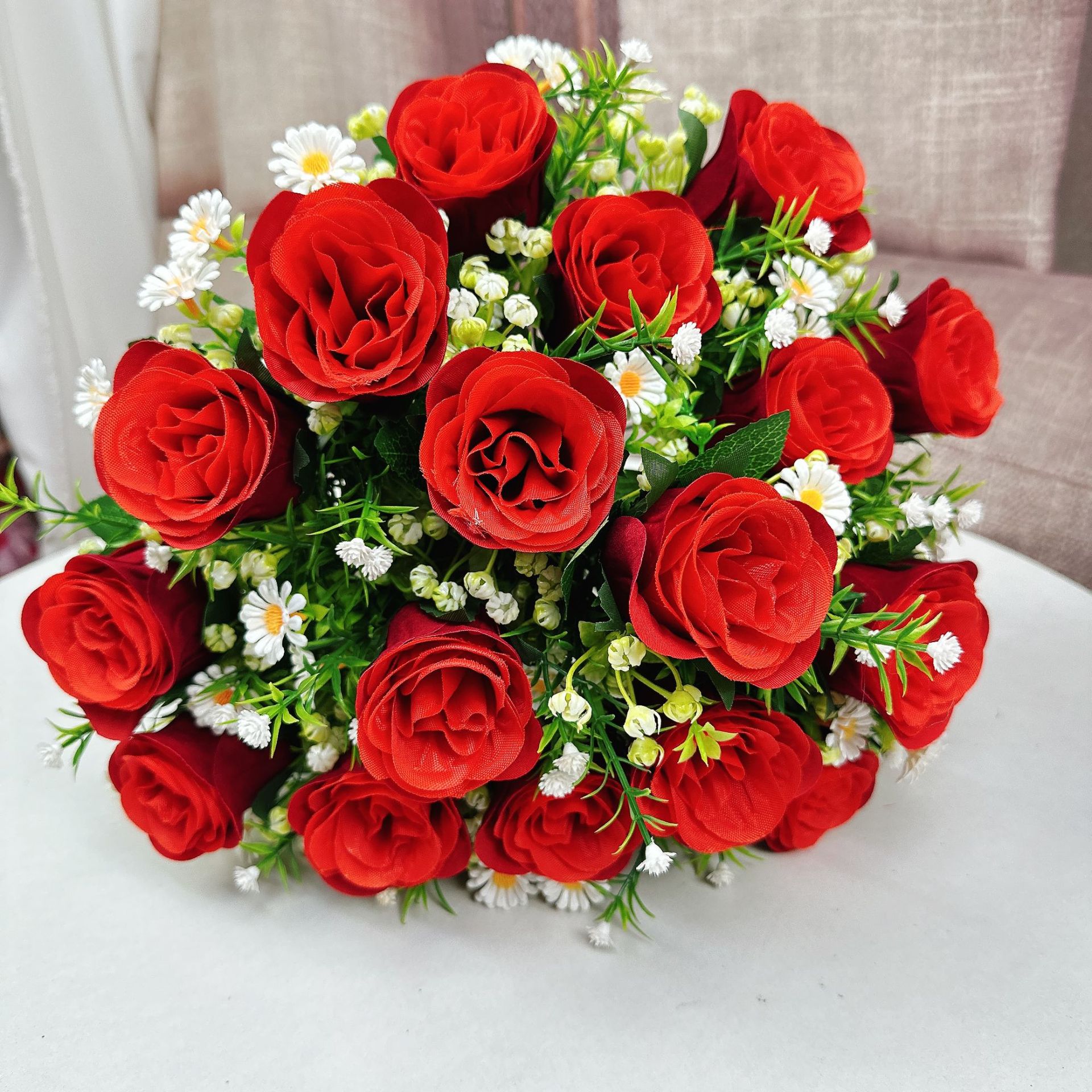 Flores falsas 18 flores de rosa rosa de tela de peluche de mano novia flor interior flor de seda flor de plástico