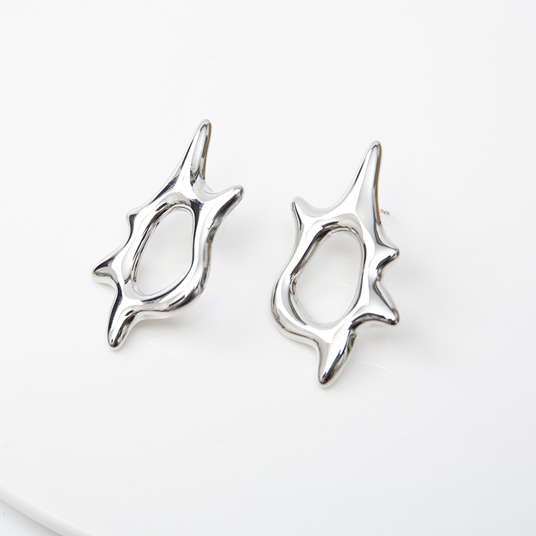 Retro Simple S925 Sliver Needle  Irregular Earrings display picture 4