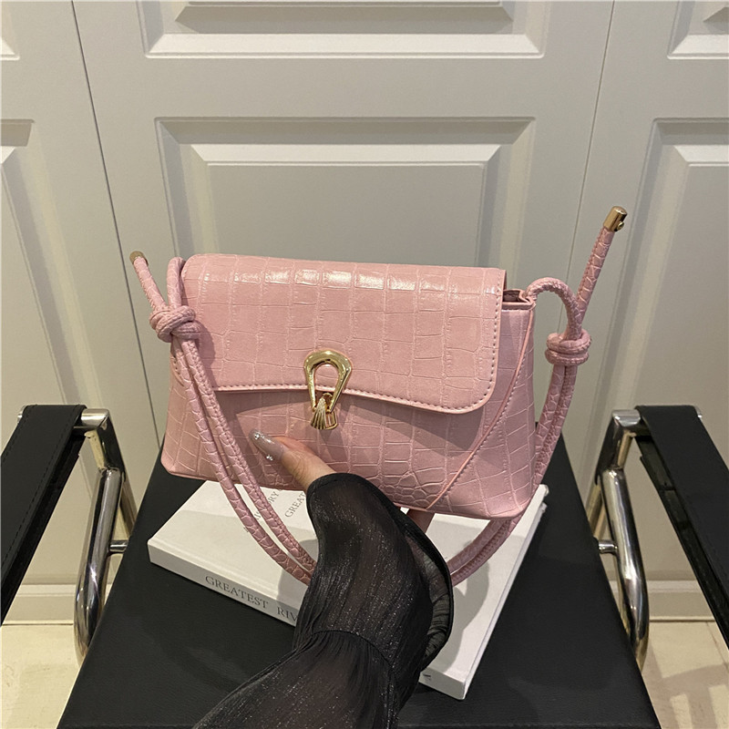 Bolso de hombro, color sólido, diseño de nicho, bolso femenino, 2025 primavera, nueva tendencia, bolso de mensajero coreano, bolso cuadrado pequeño femenino