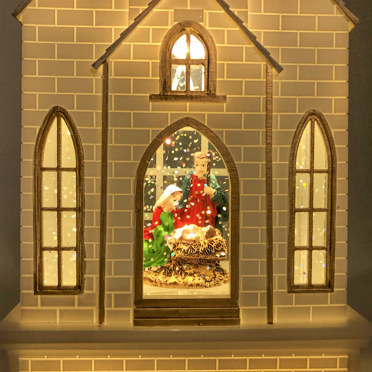 LED发光塑料水晶灯水球 圣子诞生内景教堂音乐盒圣诞节装饰品摆件