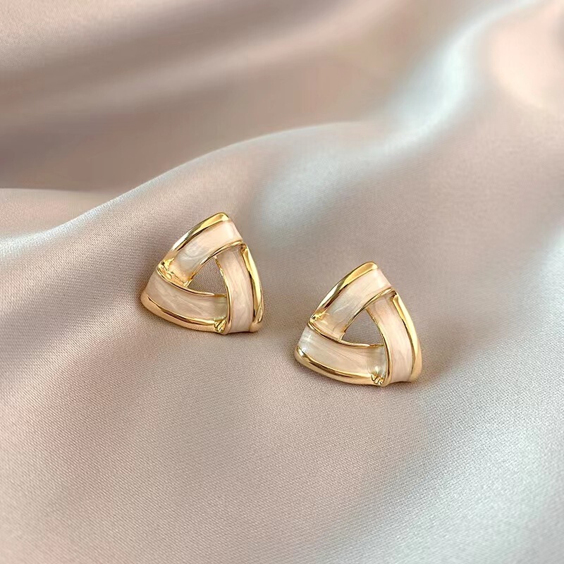 売れ筋の日本と韓国のパールイヤリング、万能イヤリング、キャッツアイイヤリング、インシンプルイヤリング、女性用卸売|undefined