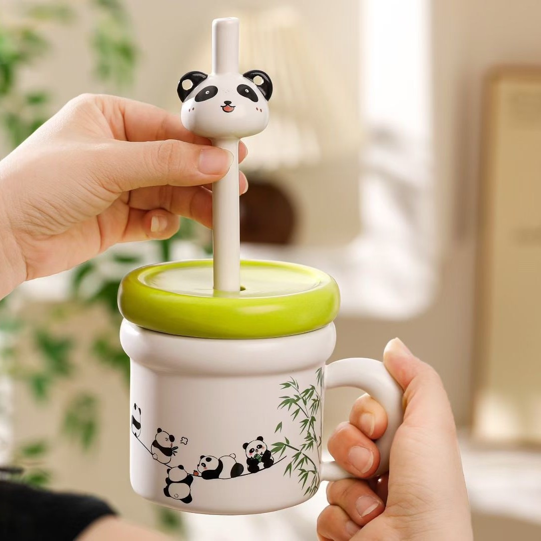 Creativo dibujos animados panda de paja de cerámica taza de agua regalo de mano taza de café encantadora taza de oficina de alto valor facial taza