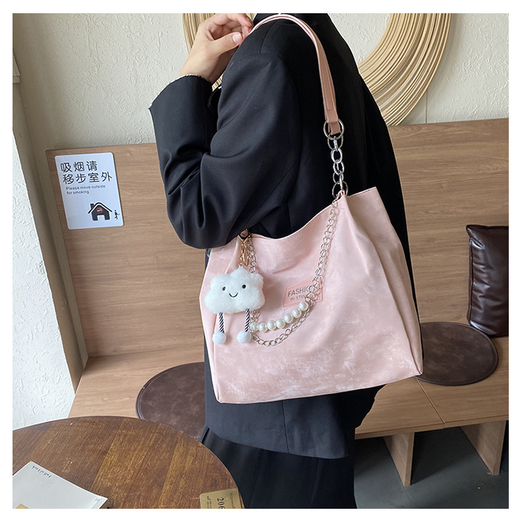 Large-capacity work commuting bag for women, new autumn 2024, versatile and fashionable beaded chain single-shoulder bag tote bag undefined
