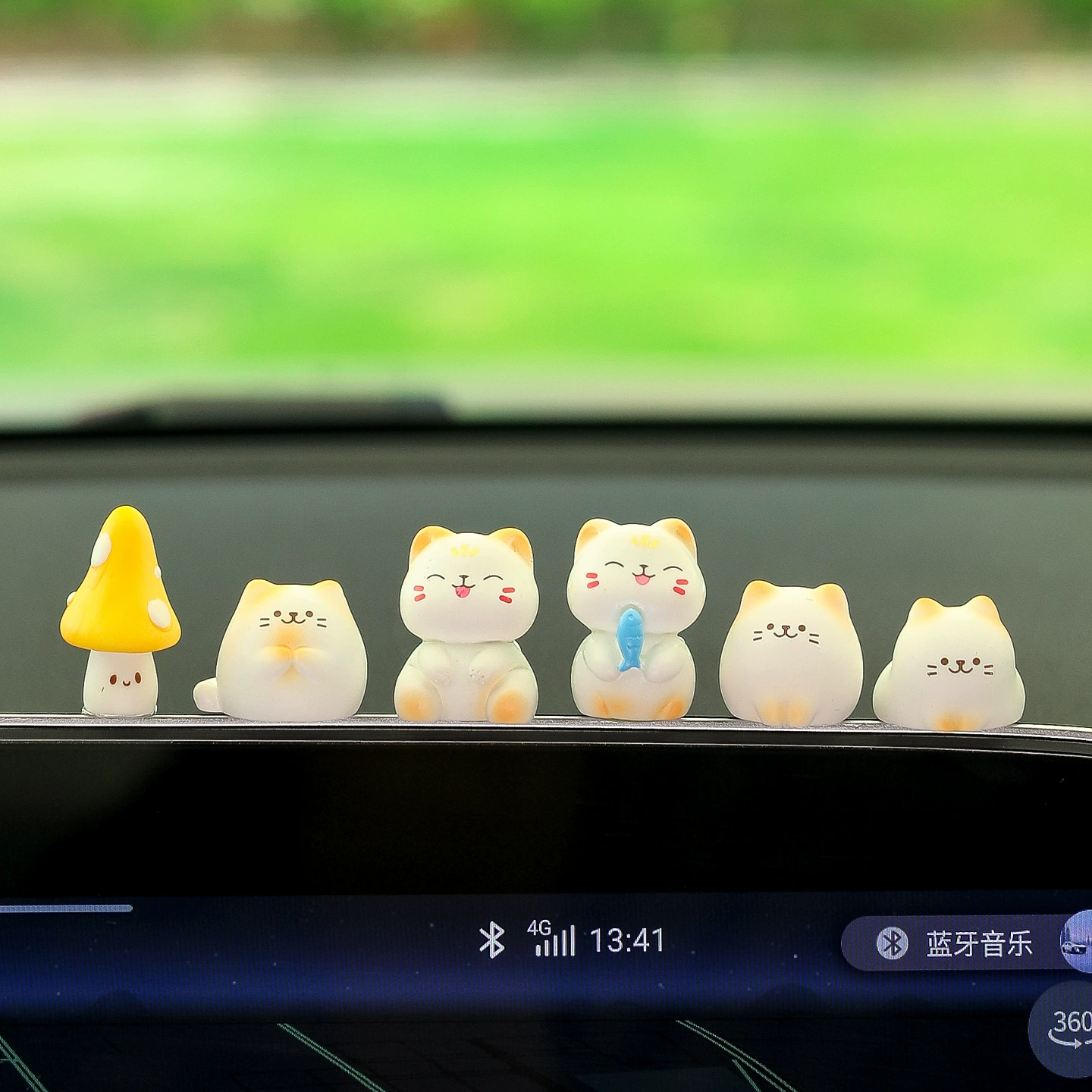 Симпатичная кошка смола ремесла котенка микро-ландшафтный украшения автомобиля центральная консоль украшения экрана компьютера