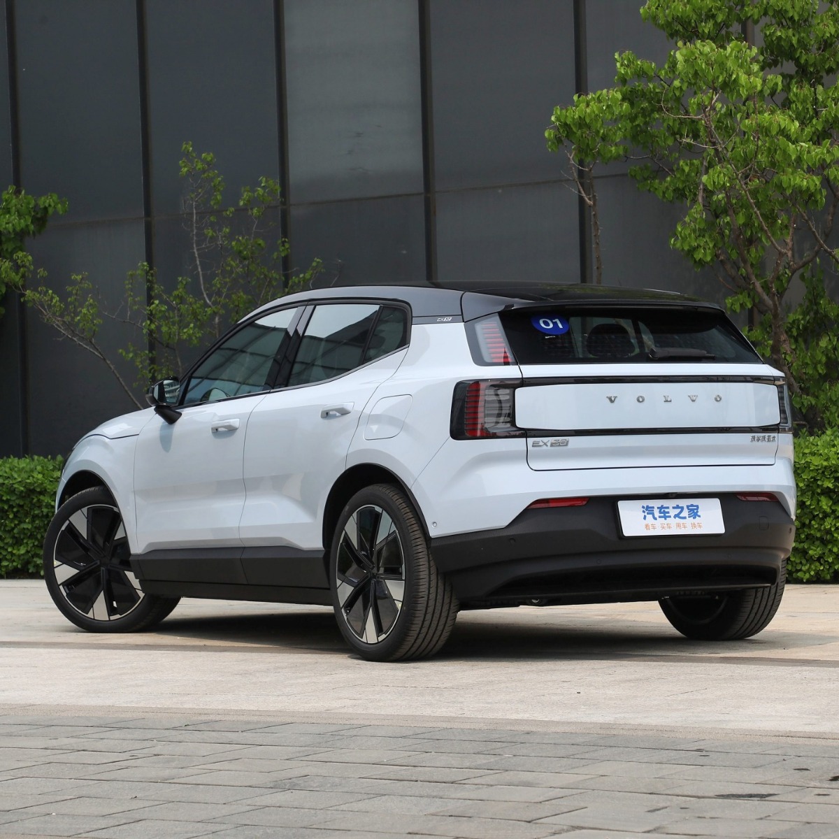 Aplicable a la puerta trasera de Volvo EX30 paneles de barro de aluminio en ventas transfronterizas de comercio exterior exclusivamente para una venta