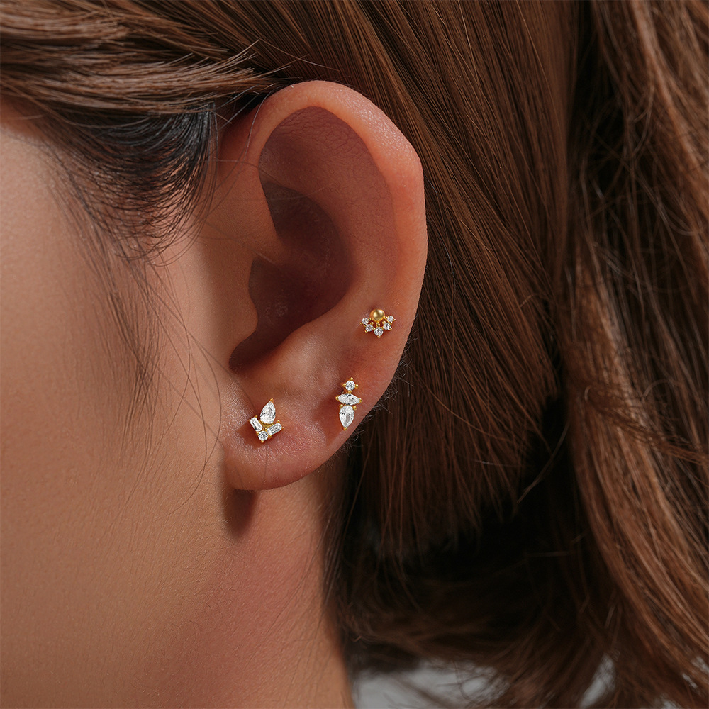 1 Piece Ear Cartilage Rings & Studs Casual Simple Style Geometric Bow Knot Sterling Silver Plating Inlay Zircon Ear Cartilage Rings & Studs display picture 12