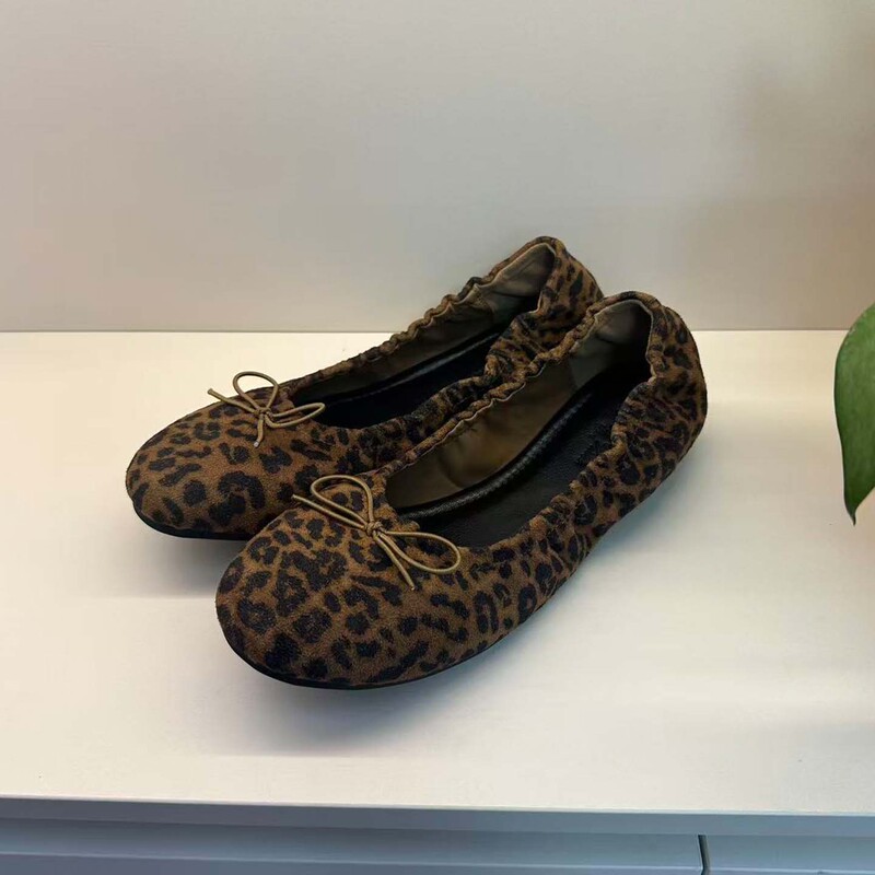 Leopard print French bowknot egg roll shoes for women, autumn and winter retro flat ballet style single shoes, retro shallow Mary Jane shoes Leopard print French bowknot egg roll shoes for women, autumn and winter retro flat ballet style single shoes, retro shallow Mary Jane shoes