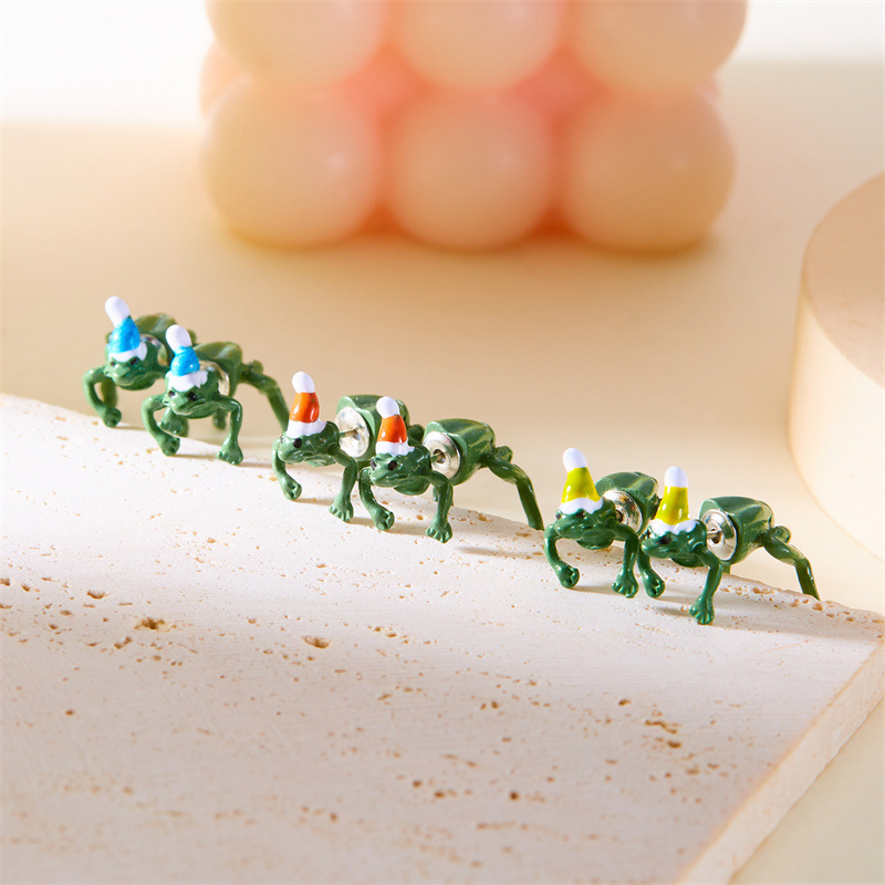 New Hip Hop Rock Christmas Hat Frog Party Funny Personality Creative Earrings_voghion.com