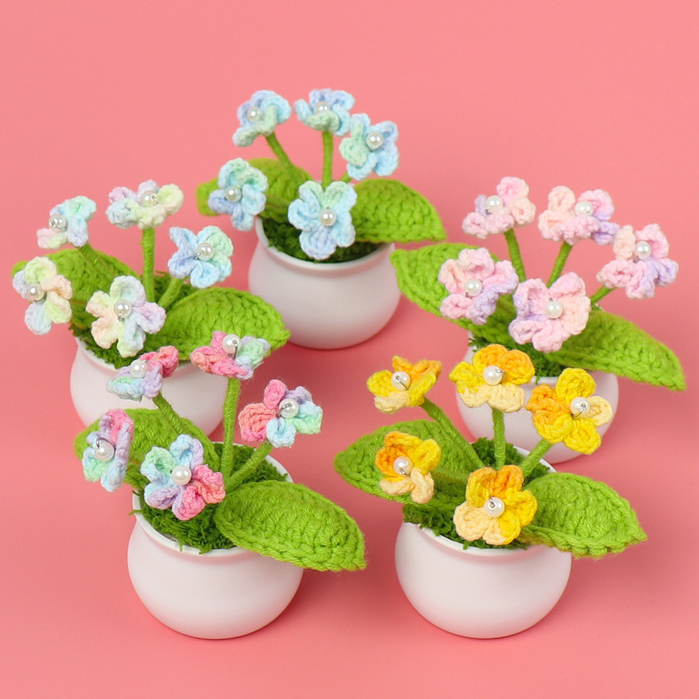 Cross-border handmade woolen crocheted souvenir mini gradient forget-me-not starry potted artificial flower ornaments